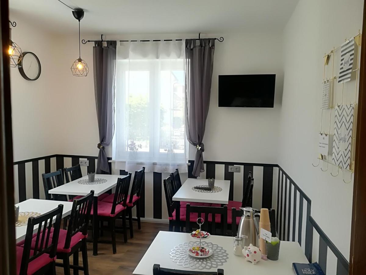 House La Neuschwanstein Blick - Budget City Hotel Фюссен Экстерьер фото